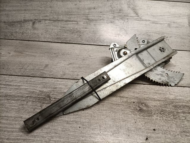 bontott NISSAN MICRA II Jobb hátsó Ablakemelő Szerkezet (Mechanikus)