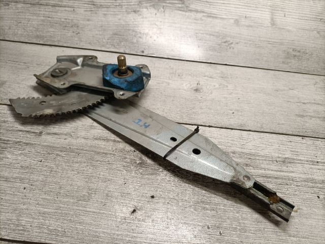 bontott NISSAN MICRA II Jobb hátsó Ablakemelő Szerkezet (Mechanikus)