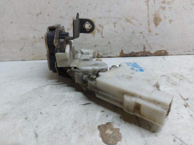 bontott NISSAN MICRA II Jobb hátsó Ajtózár