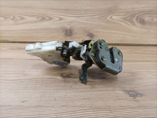 bontott NISSAN MICRA II Jobb hátsó Ajtózár