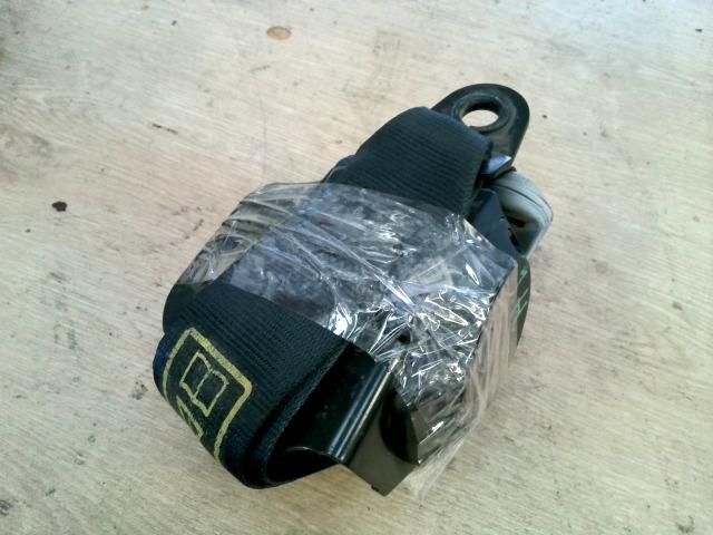 bontott NISSAN MICRA II Jobb hátsó Biztonsági Öv