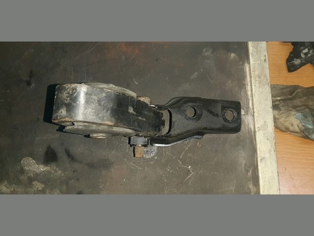 bontott NISSAN MICRA II Tartó Bak