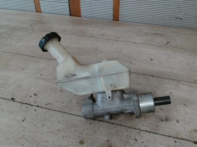 bontott NISSAN MICRA III Főfékhenger