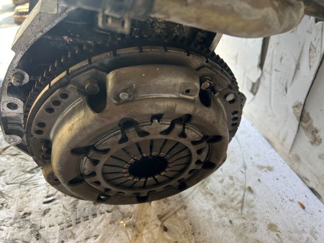 bontott NISSAN MICRA III Motor (Fűzött blokk hengerfejjel)