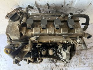 bontott NISSAN MICRA III Motor (Fűzött blokk hengerfejjel)