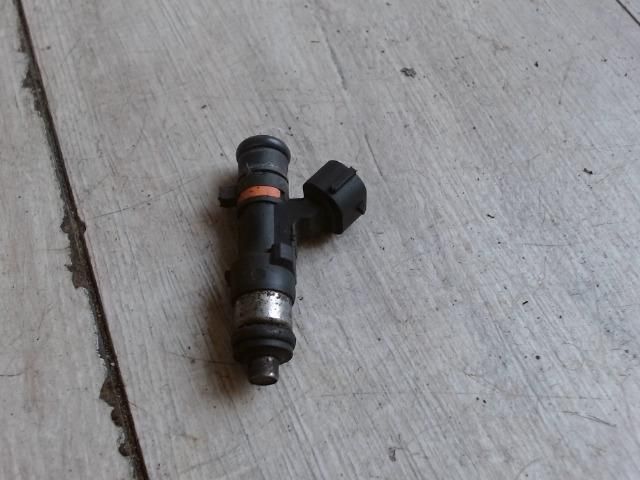 bontott NISSAN MICRA III Porlasztó (1 db)