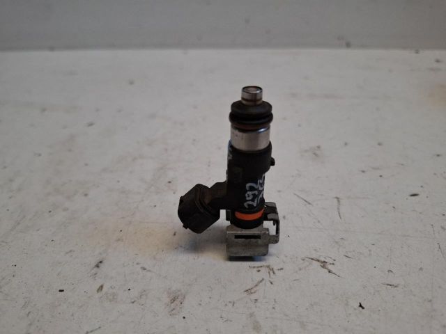 bontott NISSAN MICRA III Porlasztó (1 db)