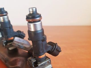 bontott NISSAN MICRA III Porlasztó Sor / Híd