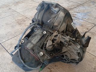 bontott NISSAN MICRA III Váltó (Mechanikus)