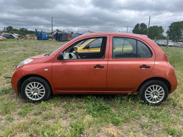 bontott NISSAN MICRA III Bal első Csonkállvány Kerékaggyal