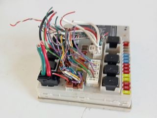 bontott NISSAN MICRA III Biztosítéktábla Motortér