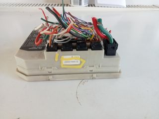 bontott NISSAN MICRA III Biztosítéktábla Motortér