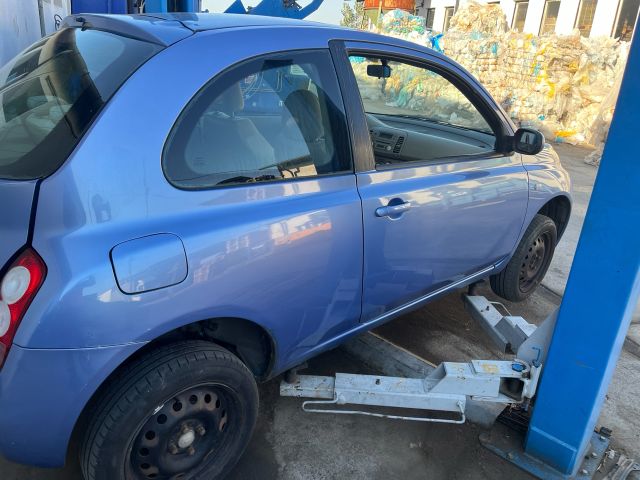 bontott NISSAN MICRA III Biztosítéktábla Motortér