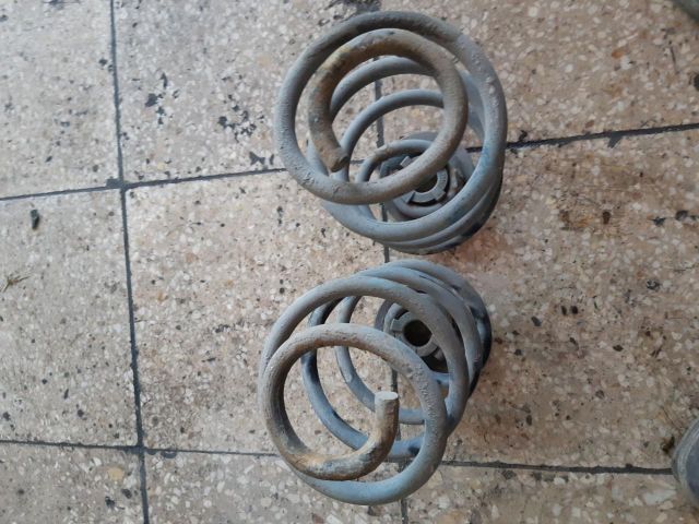 bontott NISSAN MICRA III Hátsó Rugó Pár