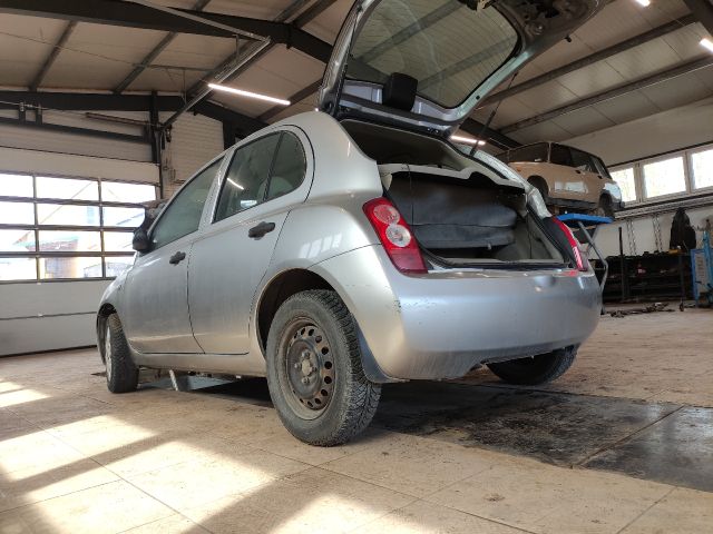 bontott NISSAN MICRA III Jobb első Féknyereg Munkahengerrel