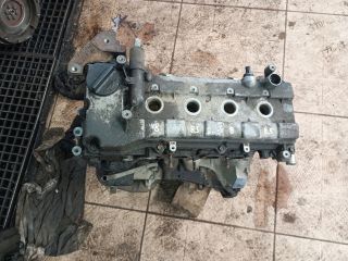 bontott NISSAN MICRA III Motor (Fűzött blokk hengerfejjel)
