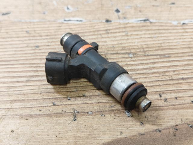 bontott NISSAN MICRA III Porlasztó (1 db)