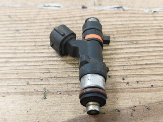 bontott NISSAN MICRA III Porlasztó (1 db)