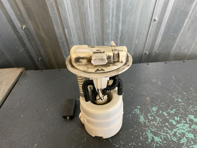 bontott NISSAN MICRA III Üzemanyag Szivattyú