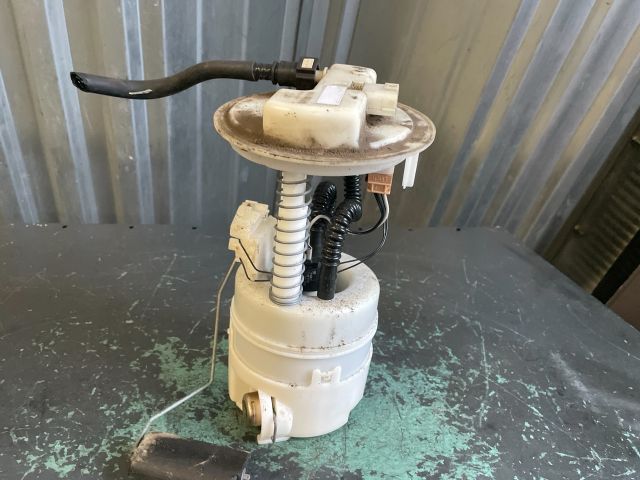 bontott NISSAN MICRA III Üzemanyag Szivattyú