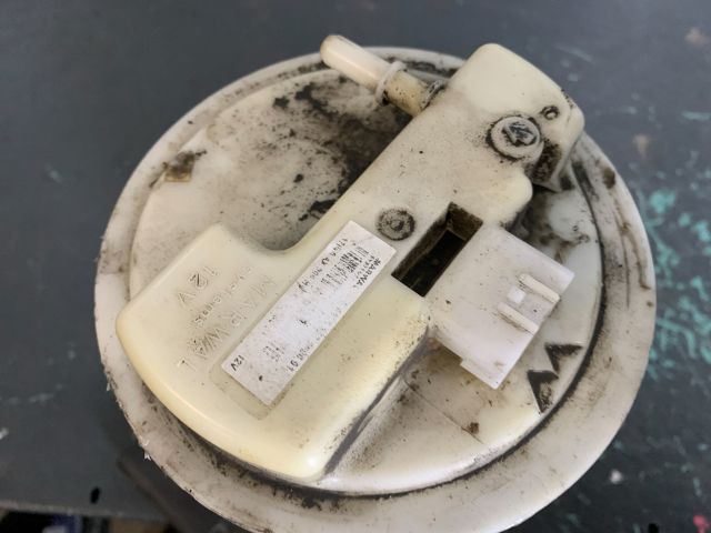 bontott NISSAN MICRA III Üzemanyag Szivattyú