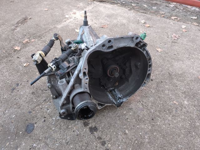 bontott NISSAN MICRA III Váltó (Mechanikus)