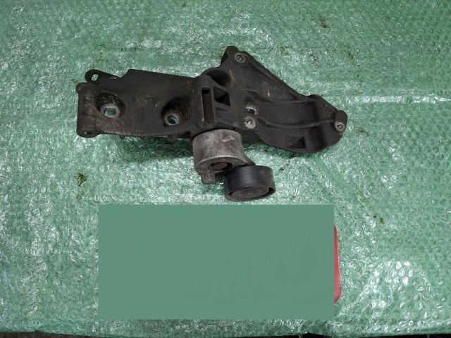 bontott NISSAN MICRA III Generátor Tartó Bak