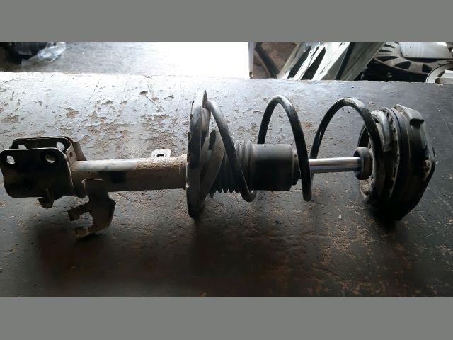 bontott NISSAN MICRA III Jobb első Gólyaláb (Lengécsillapító, Rugó)