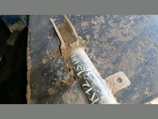 bontott NISSAN MICRA III Jobb első Gólyaláb (Lengécsillapító, Rugó)