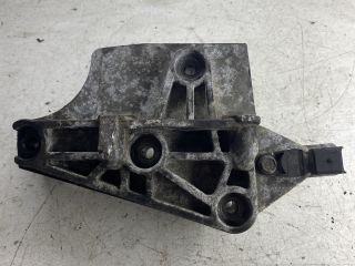 bontott NISSAN MICRA III Motor Tartó Bak (Pozíciófüggetlen)