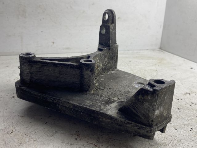 bontott NISSAN MICRA III Motor Tartó Bak (Pozíciófüggetlen)