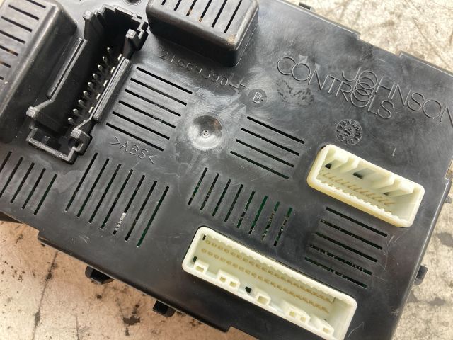 bontott NISSAN MICRA III Motorvezérlő