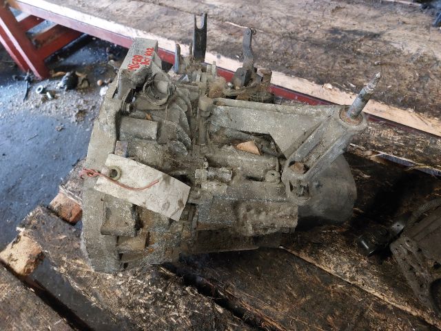 bontott NISSAN MICRA III Váltó (Mechanikus)