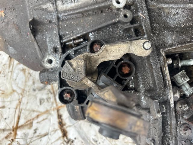 bontott NISSAN MICRA III Váltó (Mechanikus)