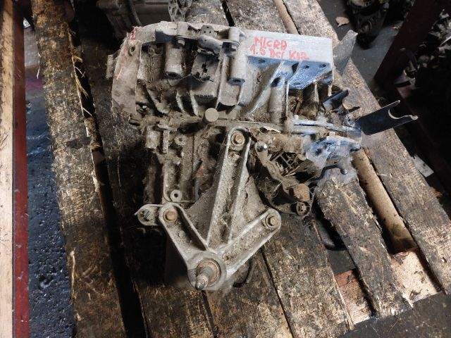 bontott NISSAN MICRA III Váltó (Mechanikus)