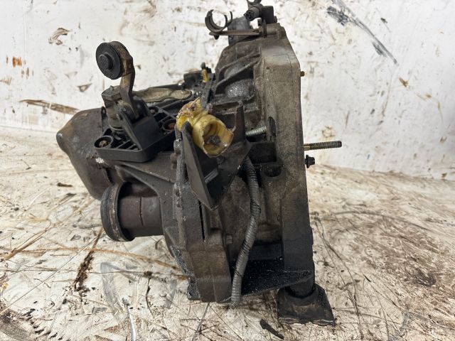 bontott NISSAN MICRA III Váltó (Mechanikus)