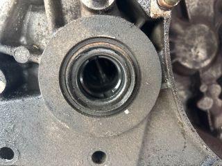 bontott NISSAN MICRA III Váltó (Mechanikus)