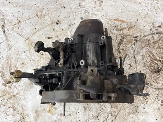 bontott NISSAN MICRA III Váltó (Mechanikus)