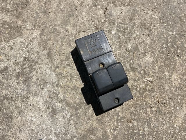 bontott NISSAN MICRA III Ablakemelő Kapcsoló Négyes / Kettes