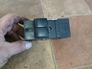 bontott NISSAN MICRA III Ablakemelő Kapcsoló Négyes / Kettes