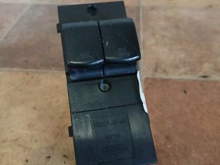 bontott NISSAN MICRA III Ablakemelő Kapcsoló Négyes / Kettes