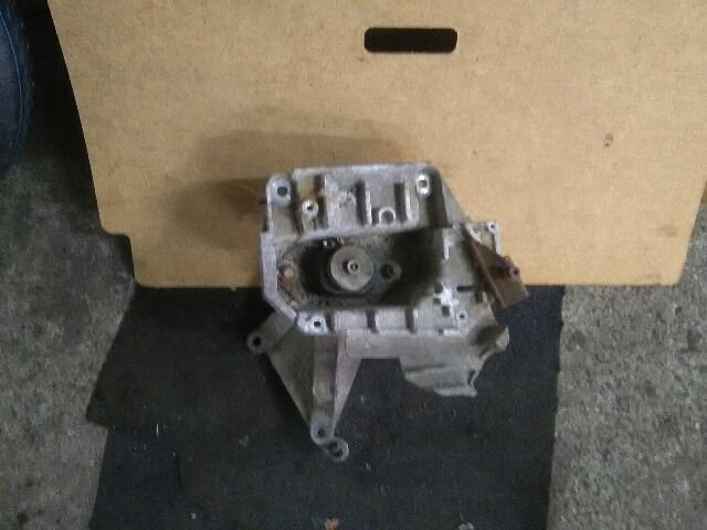 bontott NISSAN MICRA III Akkumulátor Tartó