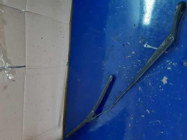 bontott NISSAN MICRA III Bal első Ablaktörlő Kar