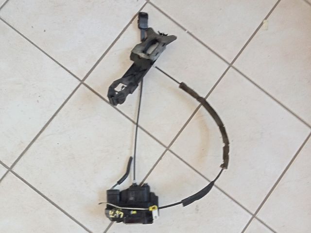 bontott NISSAN MICRA III Bal első Ajtózár