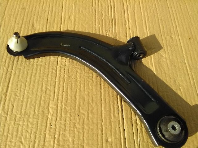 bontott NISSAN MICRA III Bal első Lengőkar