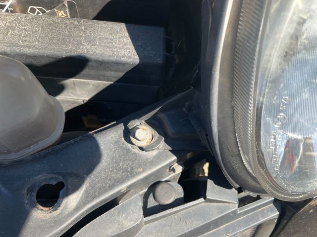 bontott NISSAN MICRA III Bal Fényszóró