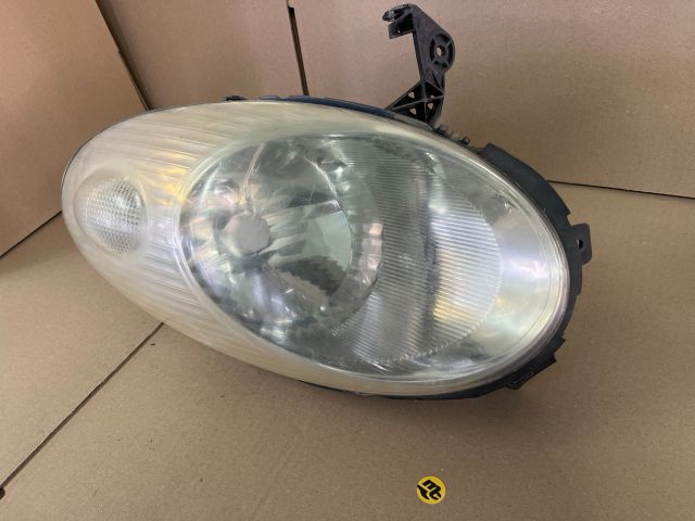 bontott NISSAN MICRA III Bal Fényszóró