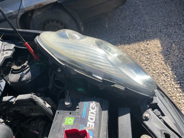 bontott NISSAN MICRA III Bal Fényszóró