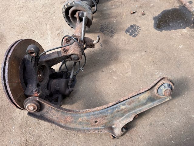 bontott NISSAN MICRA III Bal Gólyaláb Csonkállvánnyal