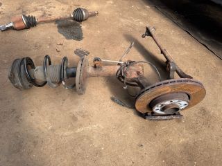 bontott NISSAN MICRA III Bal Gólyaláb Csonkállvánnyal